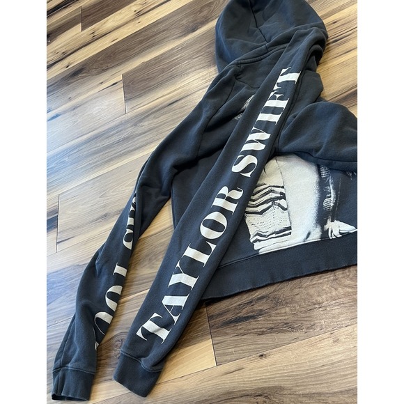 Taylor Swift The Eras Tour Black Hoodie Sweatshirt Medium Official Merch - Picture 9 of 9